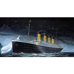 Plastic Kit Revell R.M.S. Titanic 1:1200 scale 05810 