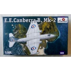 A MODEL 1/144 English Electric Canberra B Mk2 1426