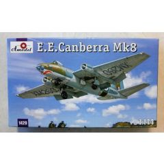 A MODEL 1/144 English Electric Canberra Mk8 1429