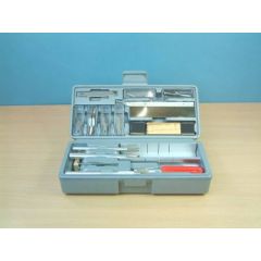 30pc Deluxe Craft Tool Set in case 