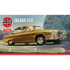 Airfix 1/32 Jaguar 420 A03401V 