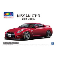 Aoshima 1/24 Nissan GT-R 2014 Model kit