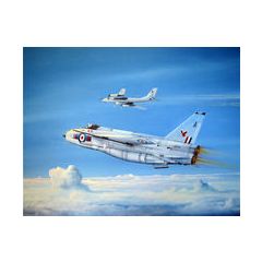 Plastic Kit Trumpeter English Electric (BAC) Lightning F.2A/F.6 1:72 scale PKTM01654