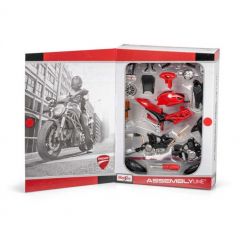 Maisto 1/12 Diecast Metal Model kit of a Ducati Monster 696