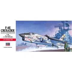 Plastic Kit Hasegawa  1:72 scale F-8E Crusader HAC09
