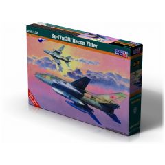 Plastic Kit MisterCraft 1:72 Scale Su-17M3R Recon Fitter MCD19