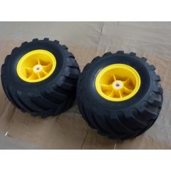 TAMIYA LUNCH BOX WHEELS + TYRES (FRONT)