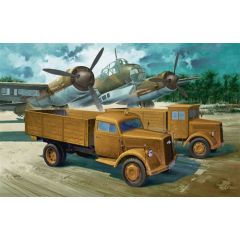 WWII German Cargo Truck 1:72
