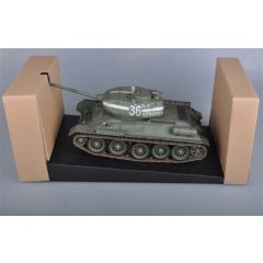 T-34/85 Kurland Eastern Front 1944 (built & painted) 1:16