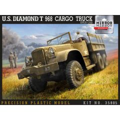 US Diamond T 968 Cargo Truck (open cab) 1:35