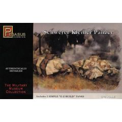 Schwerer Kleiner Panzer (2 per box) 1:72