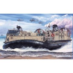 LCAC Landing Craft USMC 1:72