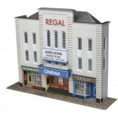 Metcalfe PN170 Low Relief Cinema and Two Shops