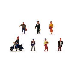 Hornby R7115 City People