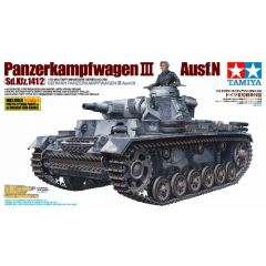 Tamiya 1/35 Panzerkampfwagen III Ausf N 35290