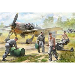 German Lufwaffe Ground Crew
