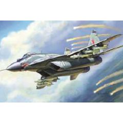 Zvezda Plastic Kit 1/72 Zvezda MiG-29C (9-13)